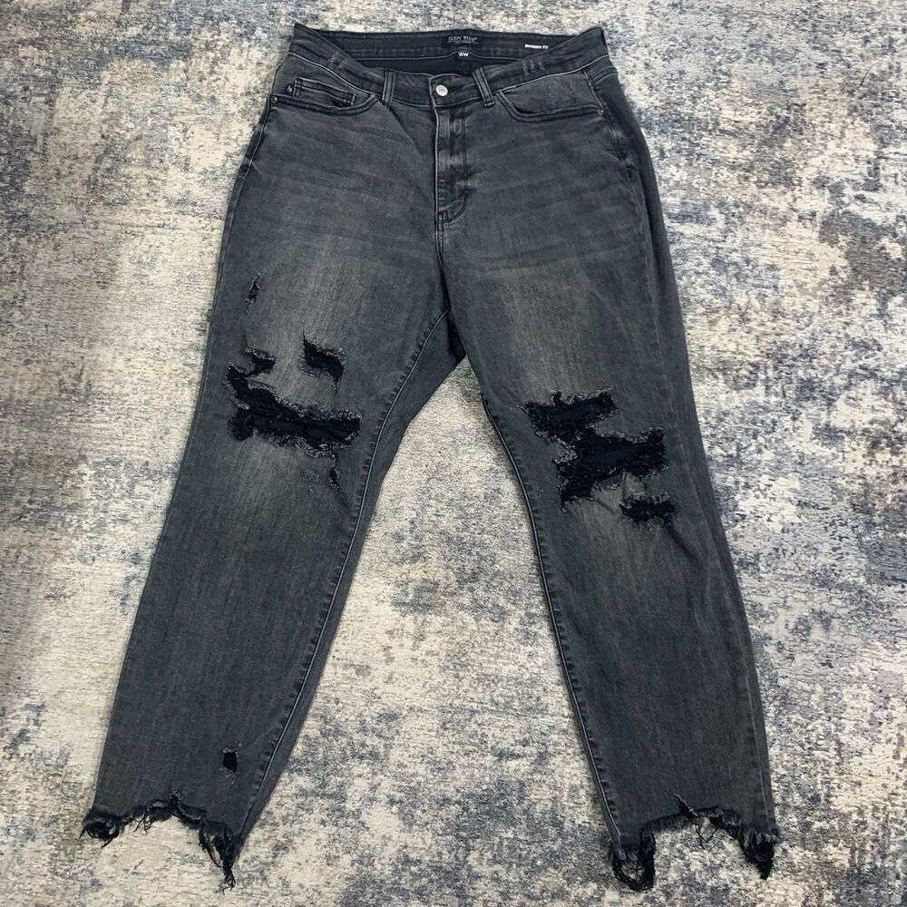 Judy Blue Womens distressed black boyfriend high rise raw tattered hem Size 16 W